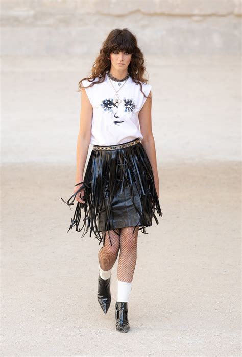 chanel modenschau 2022|Chanel shorts 2022.